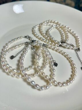 Classic Freshwater Pearl Bracelet in White